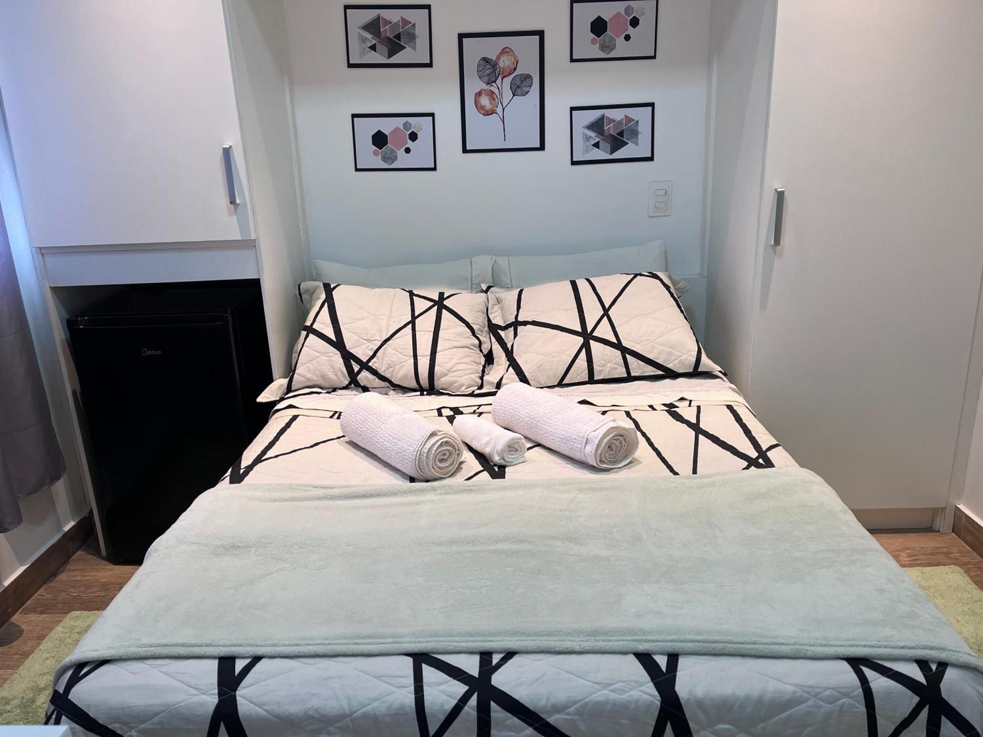Prime Inn - Studios Coracao Eucaristico เบโลโอรีซอนชี ภายนอก รูปภาพ